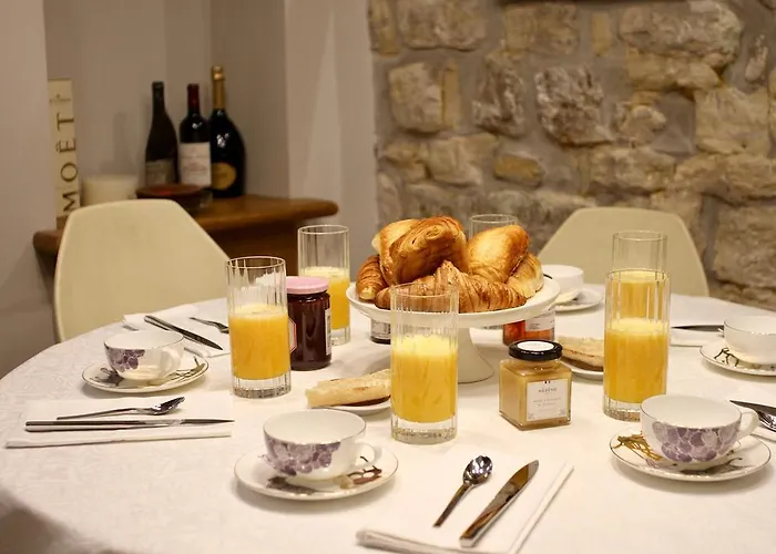 Ateliers De Montmartre Adm Guest house 4*