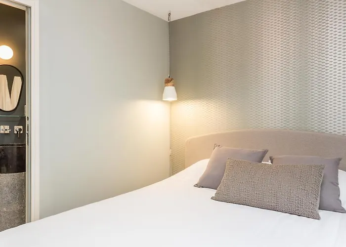 Ateliers De Montmartre Adm Guest house 4*