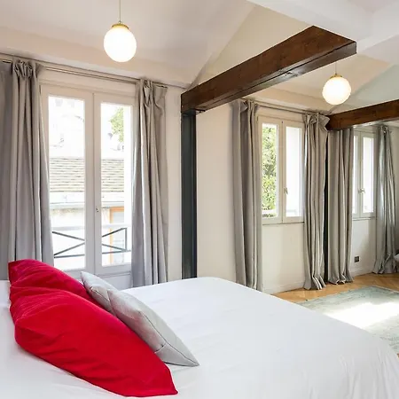 Ateliers De Montmartre Adm * Paris