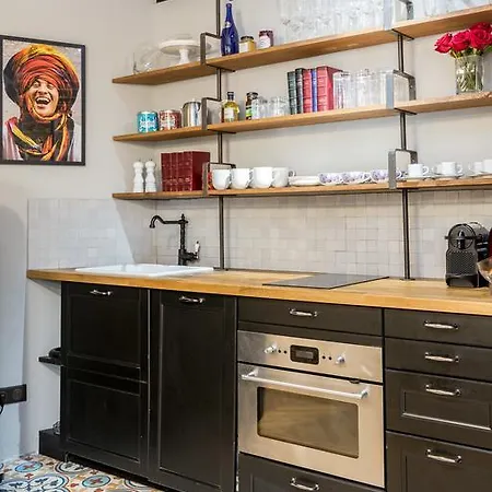 Ateliers De Montmartre Adm * Paris
