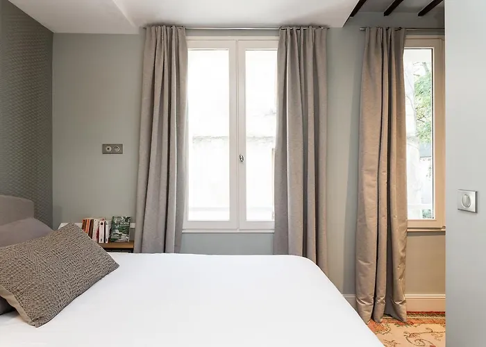 Pensjonat Ateliers De Montmartre Adm 4*